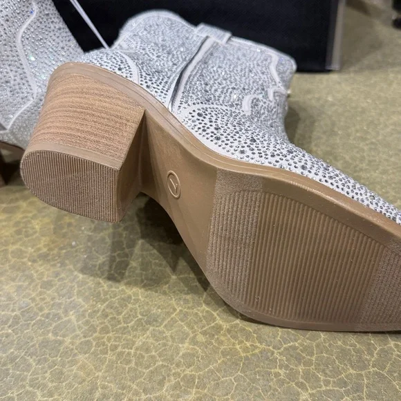Universal Thread Rhinestone Boots - Picture 6 of 6